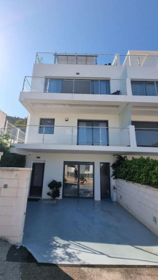 הוילה אלביר Magnificent View And Pool מראה חיצוני תמונה